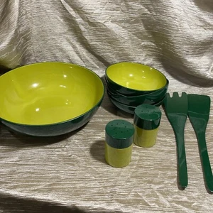 Vintage Dark Green & Avocado Green Salad 9-Piece Set, Melamine/Plastic - Picture 1 of 14