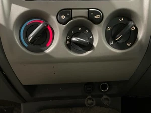 04-12 Colorado Manual Temperature Control Panel (C60) - Picture 1 of 1