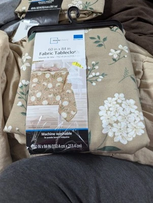 mainstays tablecloth 60 x 84 inches new - Image 1 of 4