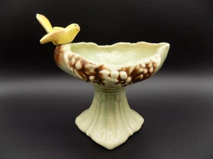 Vintage Early 1950's McCoy Bird & Birdbath Pedestal Planter Vase 6" Yellow Bird - Picture 1 of 12