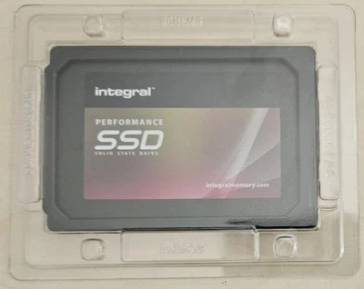 Integral INSSD240GS625P5 P Series 5 240GB 2.5 Inches Solid State Drive - Image 1 of 3