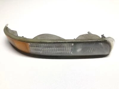 Chevrolet Tahoe Silverado 2000-2006 pasajero luz de estacionamiento delantera derecha fabricante original Foto 1 de 4