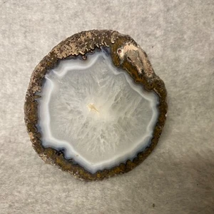 Agate Geode Slab / Slice round Quartz Crystal Grey White 4" Diameter Polished - Picture 1 of 6