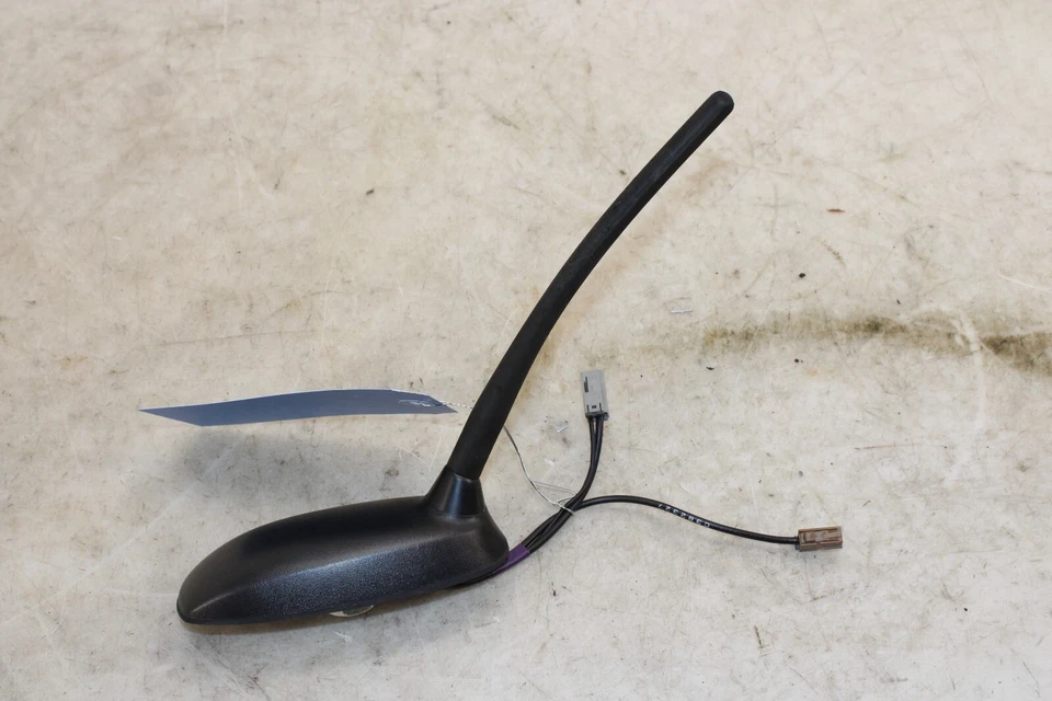 2013-2017 Nissan Juke Shark Fin Roof Antenna OEM HG11 - image 1 of 4