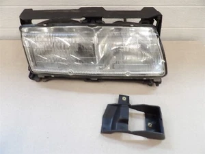 PONTIAC GRAND PRIX 90-1991 CONJUNTO FARO PASAJERO DERECHO sin barra de luz central - Imagen 1 de 7