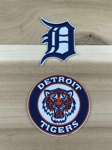 DETROIT TIGERS LOTTO SET DI 2 FERRI DA STIRO SU TOPPE 3”x3” - Foto 1 di 3