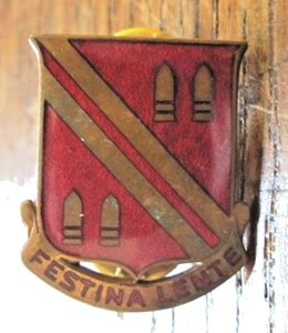 WWII era - 42nd Field Artillery DUI - Clutchback - Picture 1 of 2