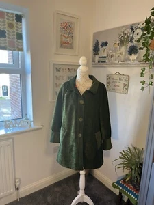 Las Damas Primero Green Velvety Coat Size Eur 42 / L - Picture 1 of 11
