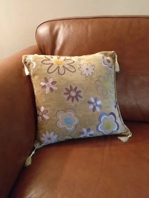 Irfan Collection Flower Pillow Cover With Pillow insert - Image 1 of 4