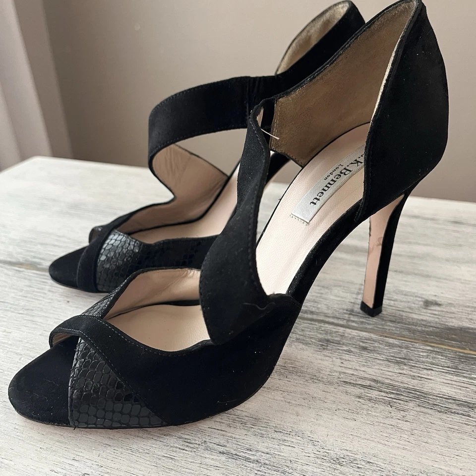 L.K. Tacones Bennett Laurea Gamuza Serpiente Detalle Repujado Talla 36.5 Foto 1 de 4