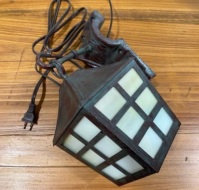 PIRATE ROOM Original Disney Cast Member Prop ~ Light from Bed CARIBBEAN BEACH - Image 1 of 3