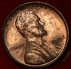 Uncirculated Red 1952-D Denver Mint Copper Lincoln Wheat Cent - Picture 1 of 2