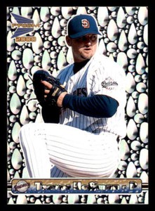2000 Pacific Prism Drops Silver #127 Trevor Hoffman /799
