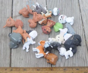 Kidsmania Puppy Love Doghouse Dogs & Similar w/ Big Heads - Dollhouse Miniatures - Picture 1 of 5