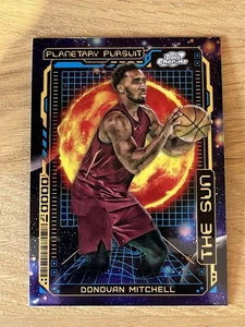 2023-24 Topps Chrome Cosmic Donovan Mitchell Planetary Pursuit The Sun #Cavs - Bild 1 von 2