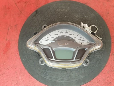PIAGGIO VESPA VESPA GTS 300 SUPER ABS SPEEDO INSTRUMENT CLUSTER SPEEDOMETER 2016 - Image 1 of 4