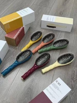 La Bonne Brosse N.03 Hair Brush (Boar Bristle) – Shine & Care, Natural & Premium - Image 1 of 4