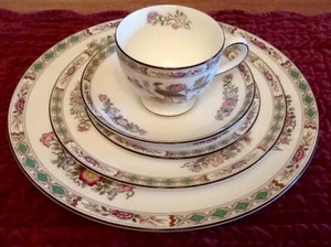 Kutani Kran feines China von Wedgewood, 5-teilige Platzeinstellung, unbenutzt - Bild 1 von 12