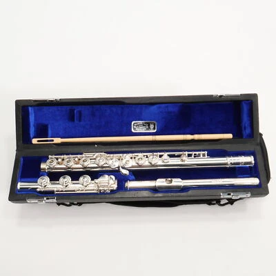 William S. Haynes Model Q1 Flute - Open Hole/ Offset G/ B Foot SN 9980 OPEN BOX - Image 1 of 4