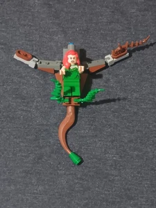 LEGO Super Heroes Minifigure Poison Ivy Green Outfit (Genuine) - Picture 1 of 6