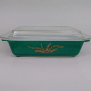 Vintage Pyrex Green Wheat Promo Casserole Pan Dish 575-B 2 Qt Space Saver 9x6 - Picture 1 of 19
