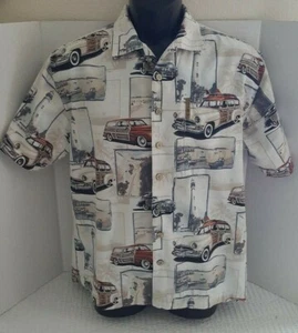 Clearwater Outfitters Men's Size Medium Vintage Cars Lighthouse Beach Shirt - Picture 1 of 11