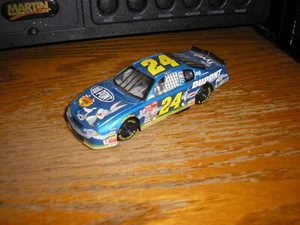 Vintage 1/43 WC NASCAR #24 Jeff Gordon Monte Carlo 400 Bugs Bunny Dupont Chevy - Picture 1 of 4