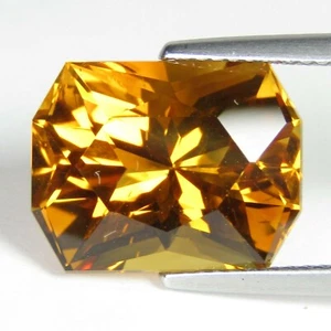 9.34Cts Mesmerizing Natural Citrine 14.5x11.2x9.5mm Fancy Radiant Cut Gemstone - Picture 1 of 5