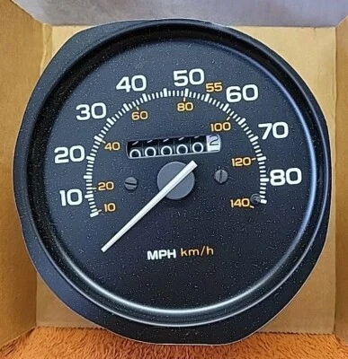 P15•Vintage AC '81 Pontiac LeMans & Gran Prix Velocímetro~Odómetro 25024828 Nuevo de Lote Antiguo Foto 1 de 4