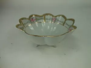 Antique Nippon Tri Footed Hand Painted Bowl Scalloped Edge 4 3/4" - Picture 1 of 10