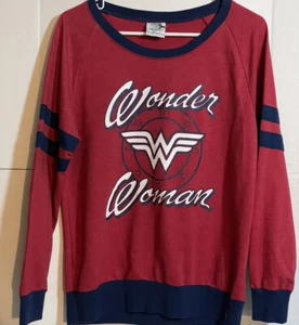 WONDER WOMEN long sleeves pull over red Blue jacket womens size LARGE - Imagen 1 de 4