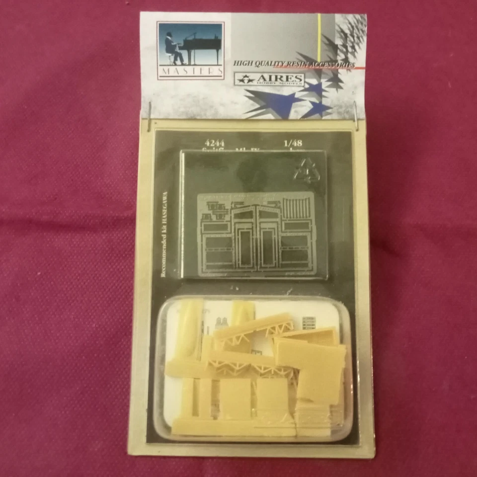 Spitfire Mk.IXc Gun Bay set for Hasegawa kit - scala 1/48 Aires 4244 - Immagine 1 di 1