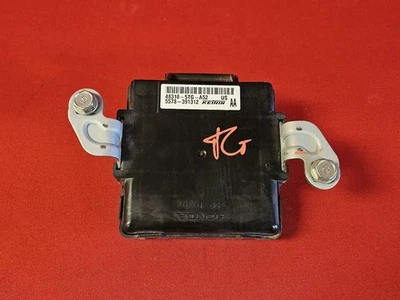 2017 2018 Honda CR-V EX / EX-L AWD All Wheel Drive Transfer Case Control Module - Image 1 of 4