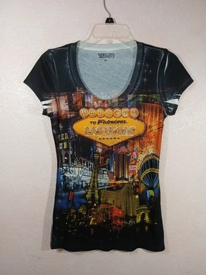 Camiseta colorida com miçangas "Welcome To Fabolous Las Vegas Nevada" tamanho M - Imagem 1 de 4