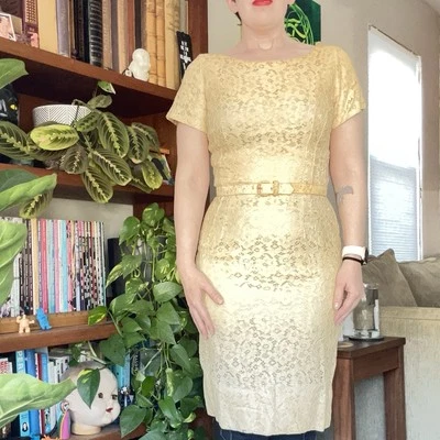 Vintage 50s Cream Floral Lace Wiggle Midi Dress With Belt - Image 1 of 4