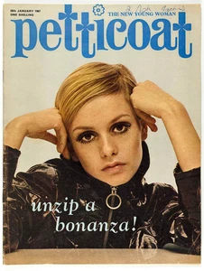 Twiggy GEORGE BEST Monkees PETTICOAT magazine 28 January 1967 HAIR Knitwear VTG - Picture 1 of 14