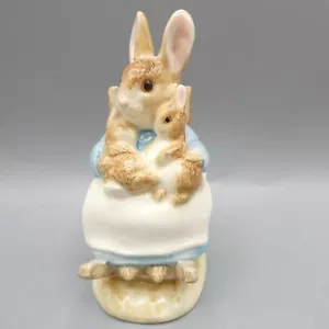 Border Fine Arts Mrs Rabbit And Babies A7657 Beatrix Potter Classics Figurine - Picture 1 of 5