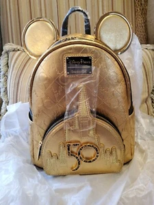 LOUNGEFLY DISNEY 50TH Annaversary LEATHER LUXE Gold Castle RETIRED RARE - Bild 1 von 5