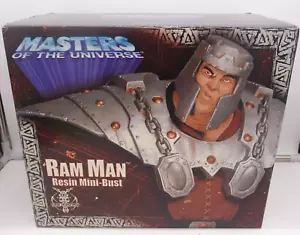 NECA (2006) Mini-busto in resina Masters Of The Universe - Ram Man Artist Proof Series - Foto 1 di 12