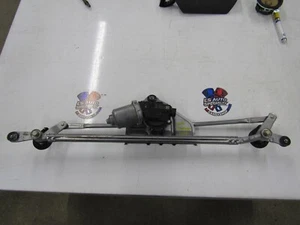 2010-2015 Camaro RS SS ZL1 OEM Wiper Motor and Linkage Assembly GM 5D8 - Picture 1 of 5