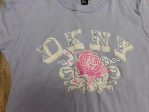 DKNY LAVENDER TOP SIZE MEDIUM - Picture 1 of 4
