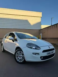 FIAT PUNTO 1.2 Punto 3-door 1.2 8v 69 Easy 2012 - Picture 1 of 8