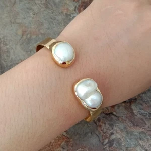 15x21MM White Keshi Pearl 24 K Gold Plated Bangle Bracelet - Picture 1 of 5