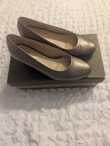 Hotter Shimmy- Shimm Women's Court Shoes Silver Size UK 5 - Picture 1 of 8