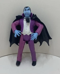 VTG 1989 Real Ghostbusters Monsters Dracula Vampire w/Cape Figure SEE PICS - Picture 1 of 4