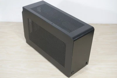 ITX SFX SFF Case Lian Li Dan A4 v2 - PCIe 3.0 riser - Bild 1 von 4