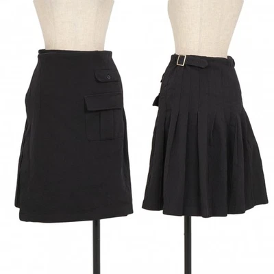 Falda envolvente plisada de polietileno talla M (K-122506) robe de chambre COMME des GARCONS Foto 1 de 4