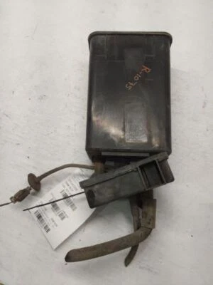 SORENTO   2005 Fuel Vapor Canister 1075 - Image 1 of 4