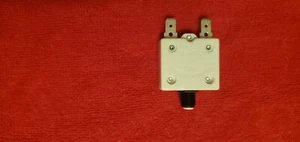 1 PRODUCTOS MECÁNICOS 1680-227-100- 10 AMP 250VAC/50VDC, PUSH RESET, INTERRUPTOR, X1 - Imagen 1 de 3