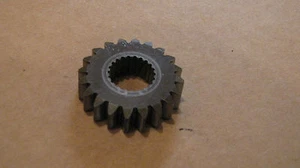KAWASAKI KX80 1992 PRIMARY DRIVE GEAR ** FREE DOMESTIC SHIPPING - Picture 1 of 1